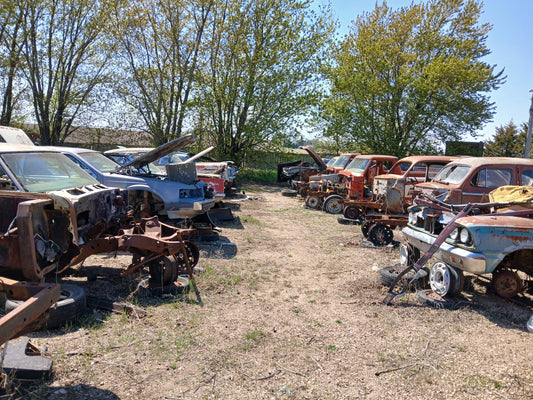 A Great Junkyard on the South Dakota Prairie: Ewe Pullet Self Service, Garretson, SD