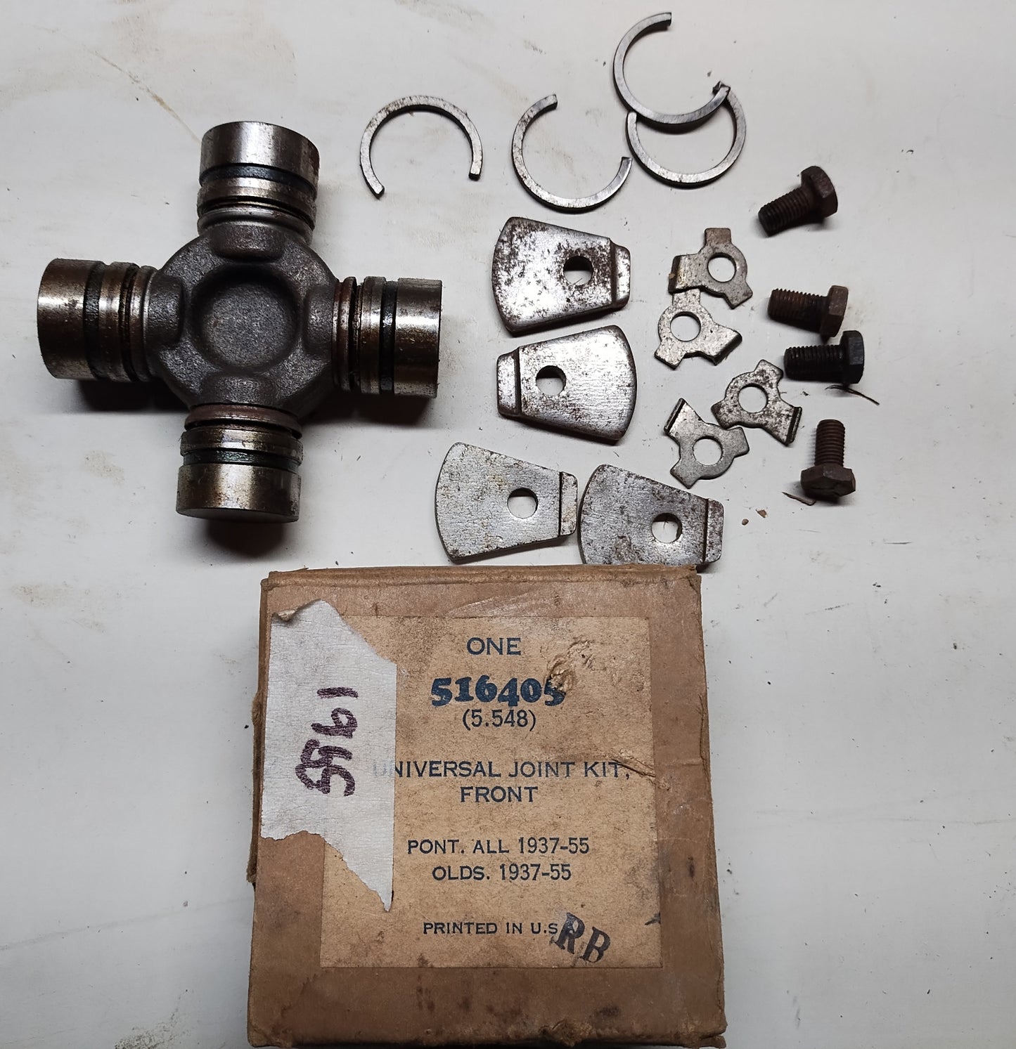 1937-55 Pontiac universal joint front