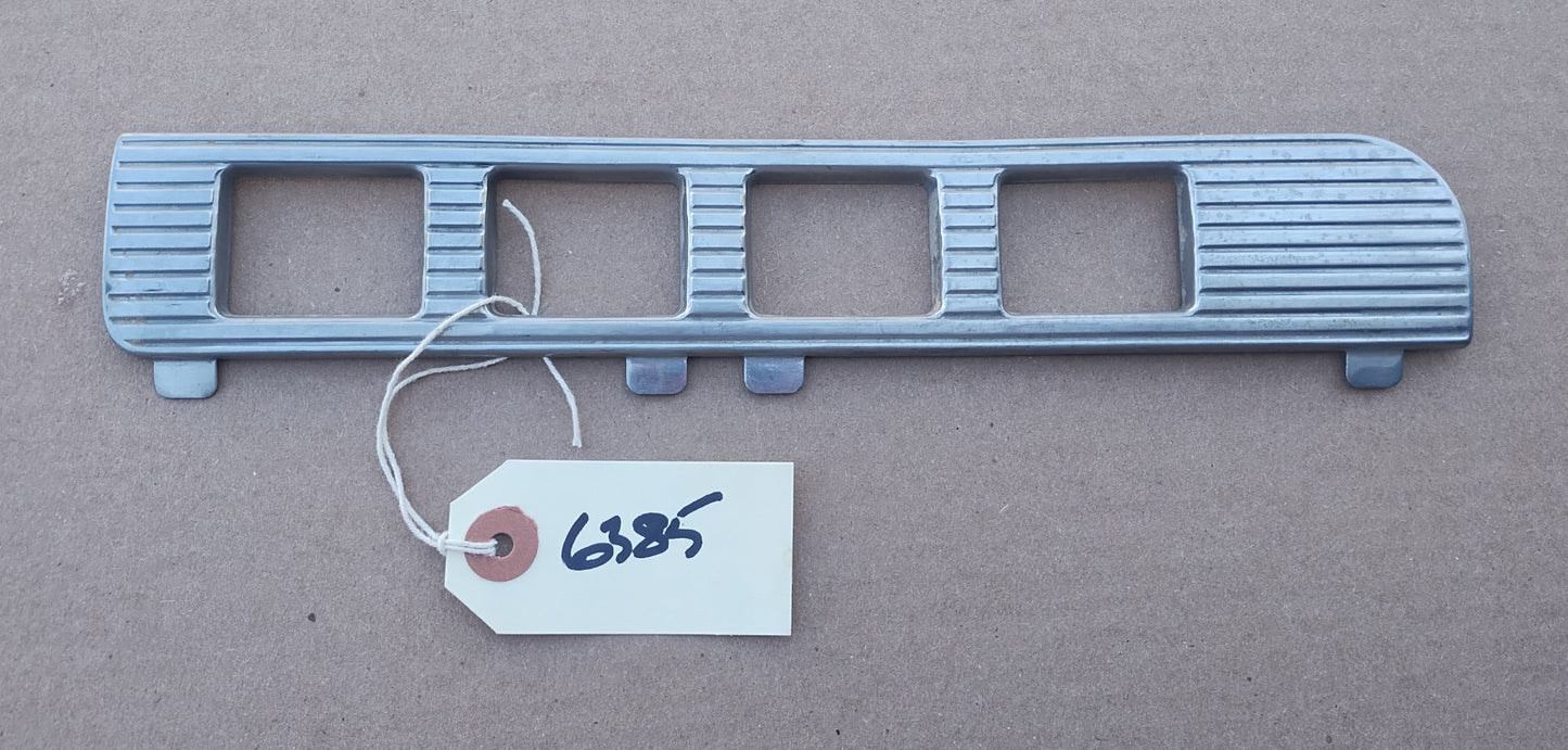 1946-48 Ford gauge cluster bezel