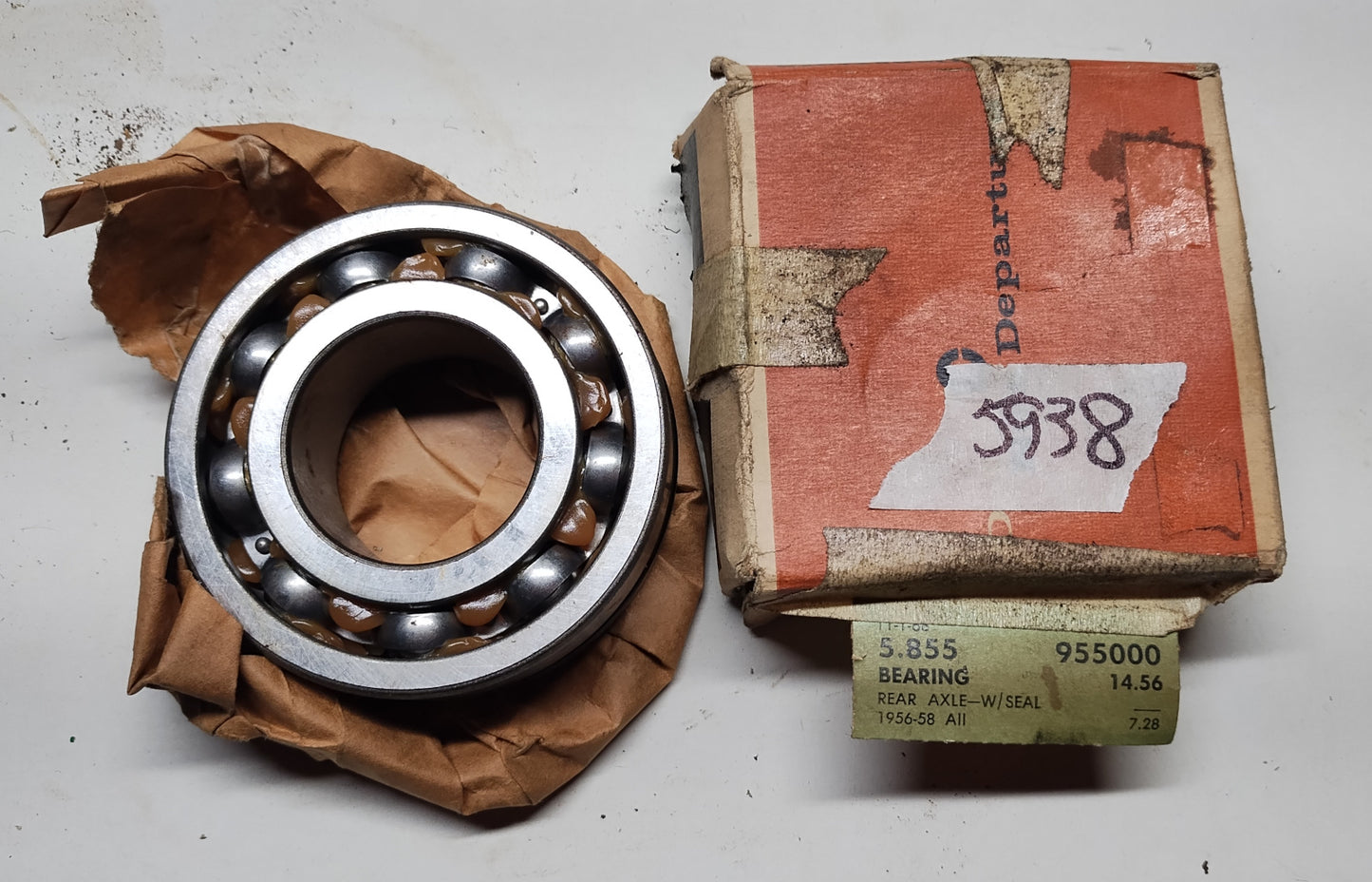 1950s Pontiac axle bearing