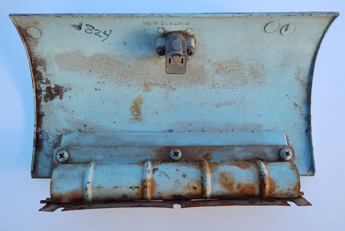 1955 Chrysler New Yorker glovebox lid