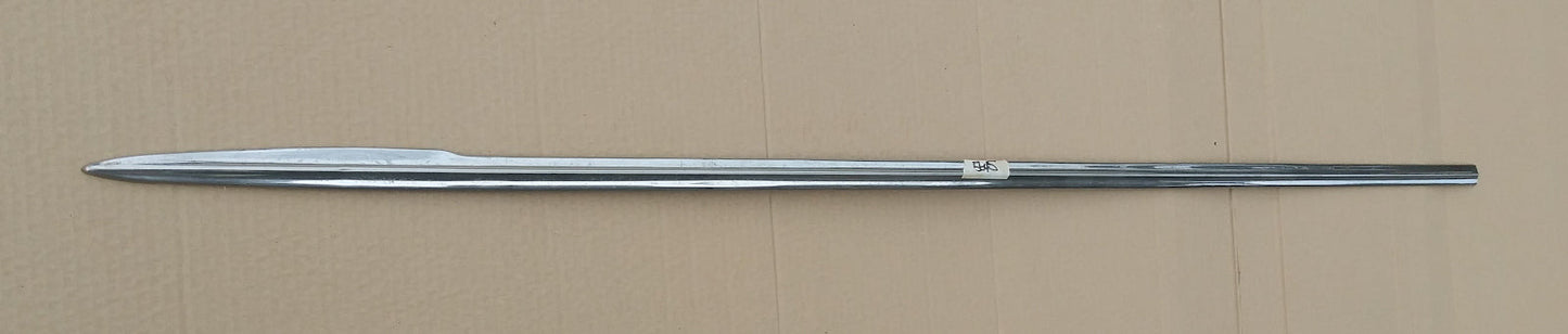 1959 Pontiac fender trim