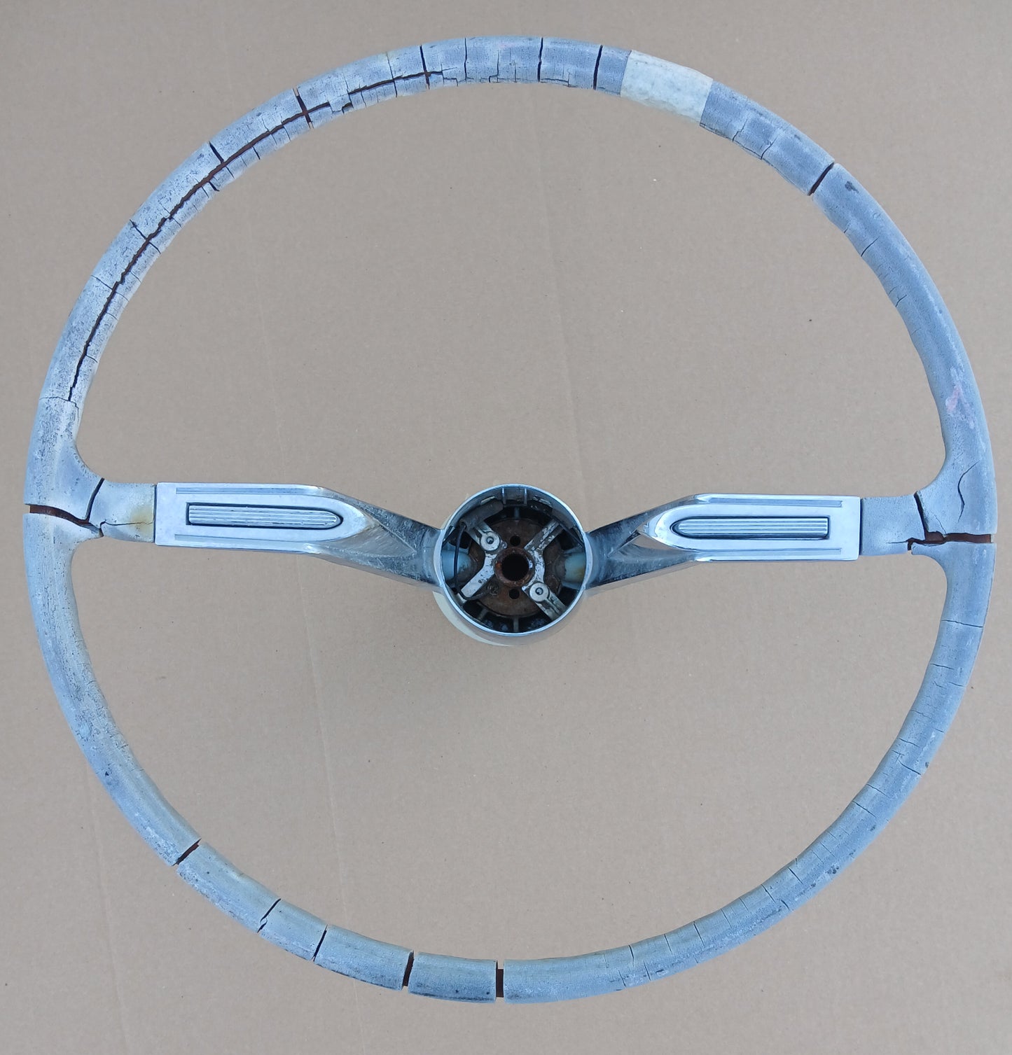 1962 Oldsmobile Steering Wheel 88 98 Starfire