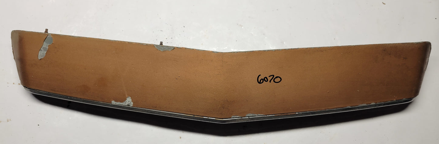 1964 Ford Thunderbird faux hood scoop