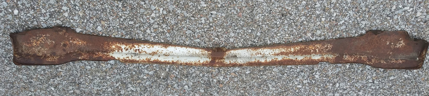 1967 Ford Fairlane front bumper filler white