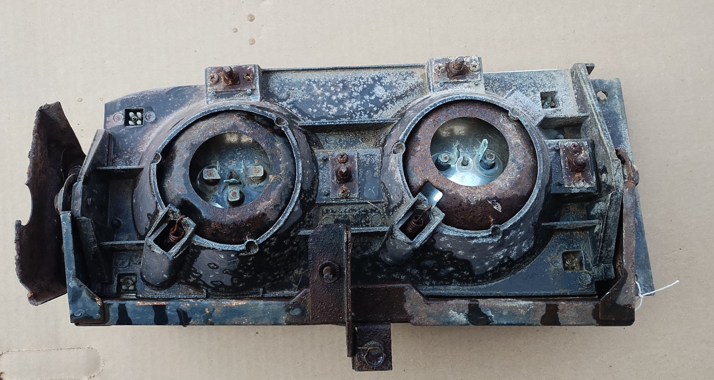 1967 Ford Thunderbird Retractable Headlight Assembly Passenger Side