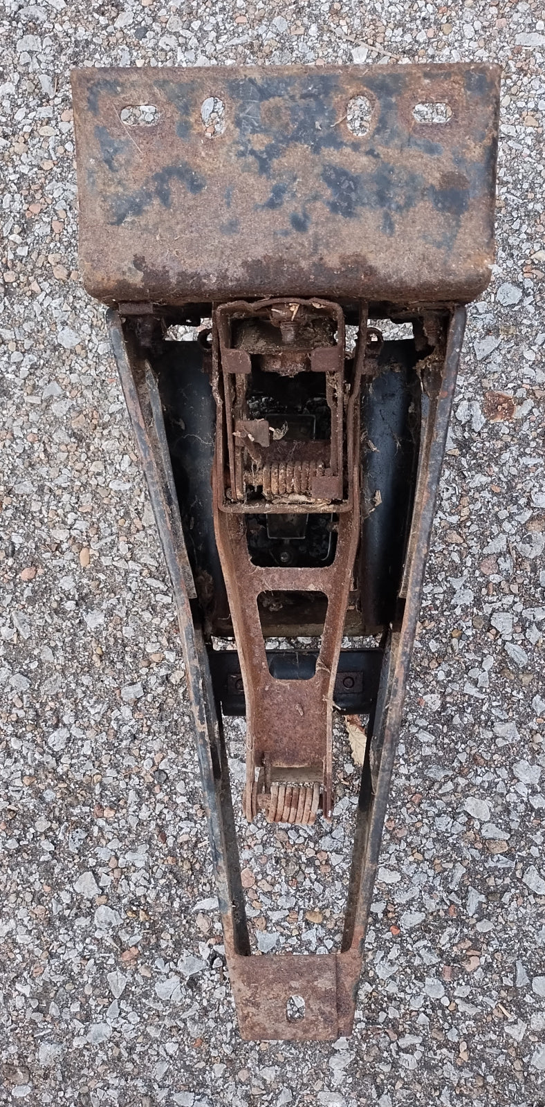 1967 Mercury Cougar hood latch assy w grille center