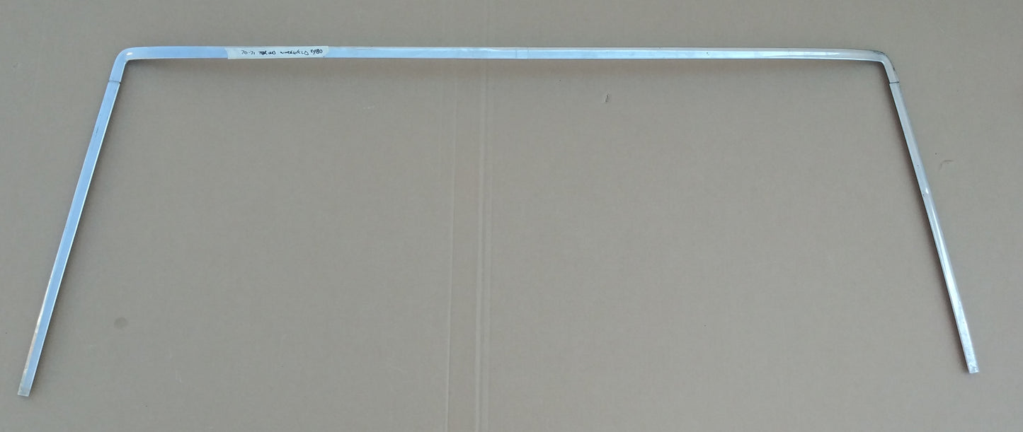 1970-71 Ford Torino windshield trim