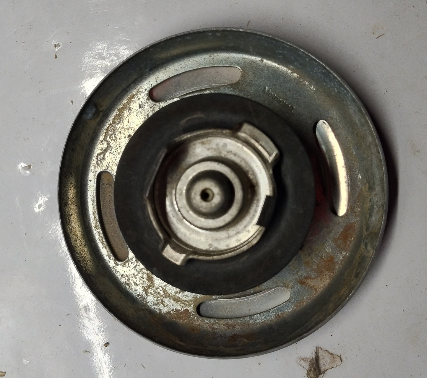 1970s Ford Granada fuel cap