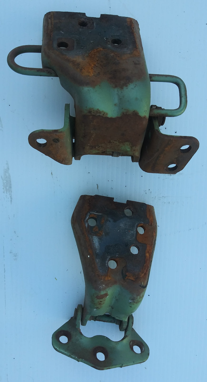 1971 Ford Torino 2DHT door hinges passenger door