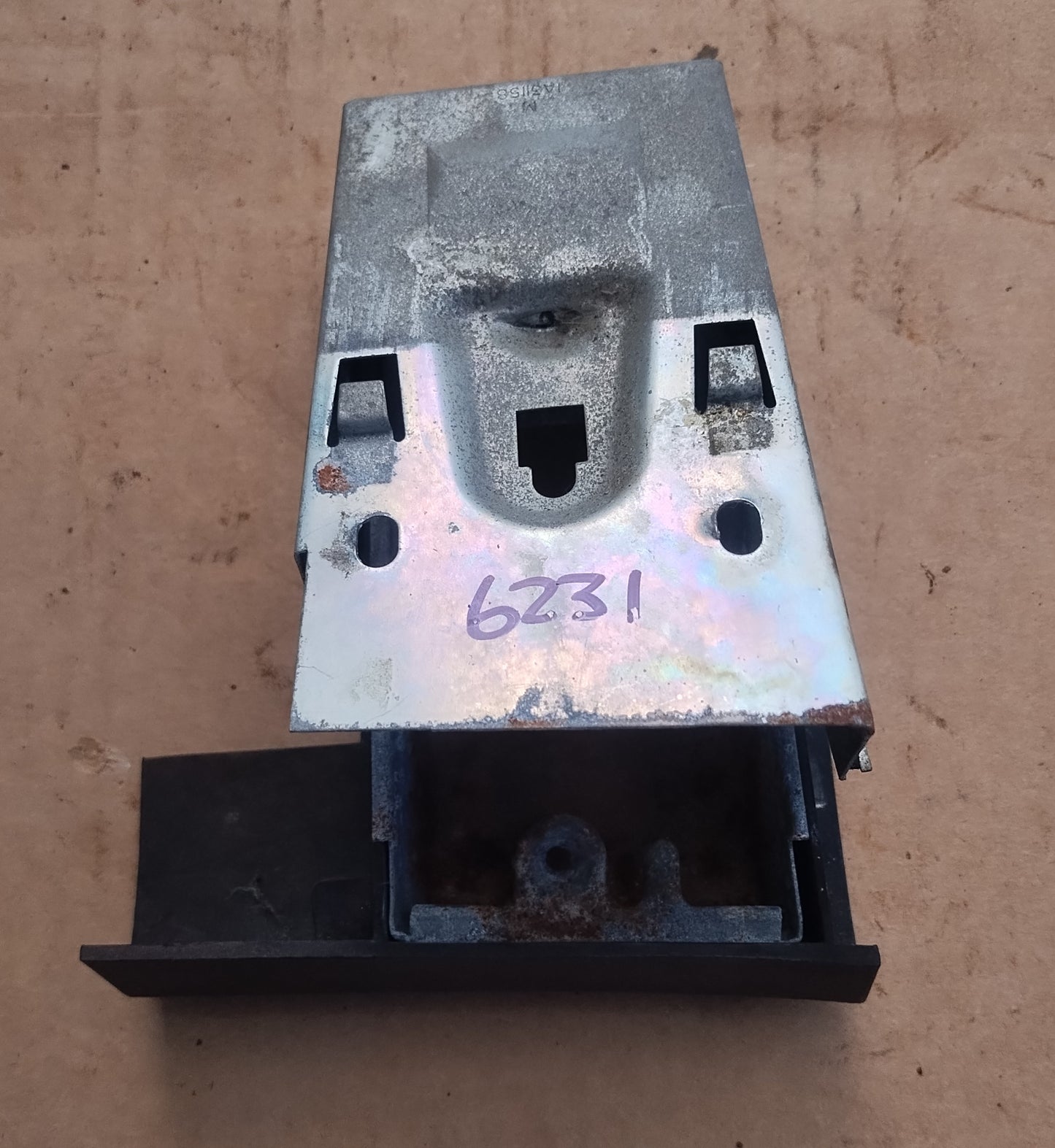 1972 Mercury Montego ash tray assembly brown