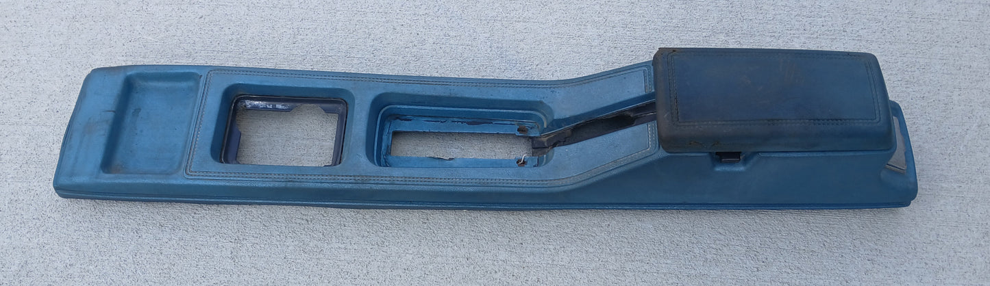 1974 Ford Mustang II Ghia Center Console