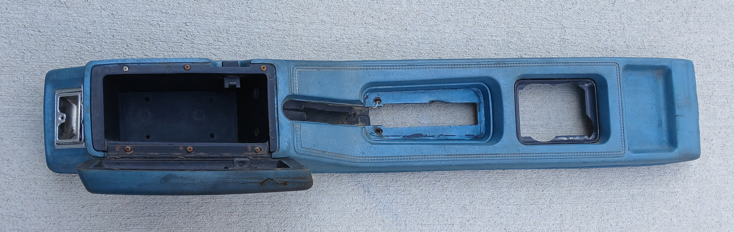 1974 Ford Mustang II Ghia Center Console