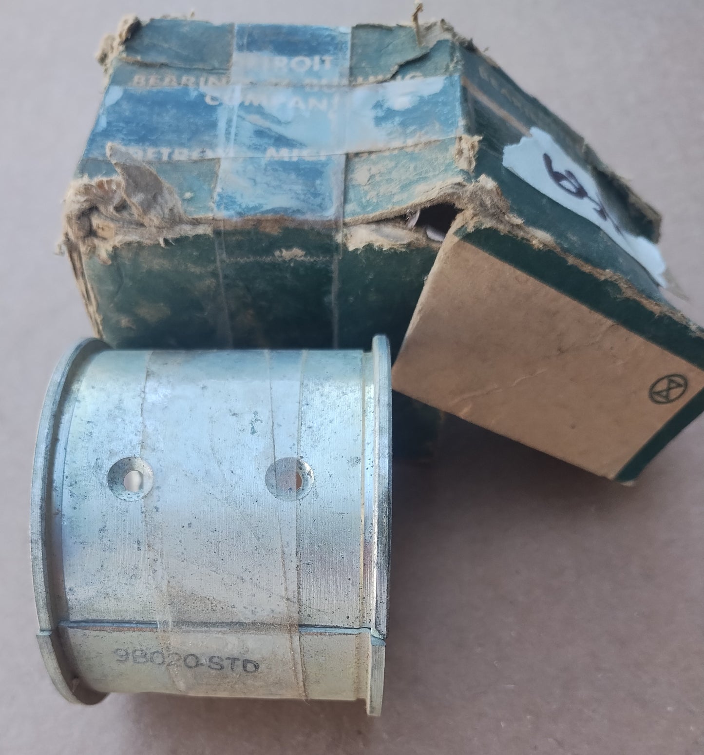 Detroit Bearing Co bearing set