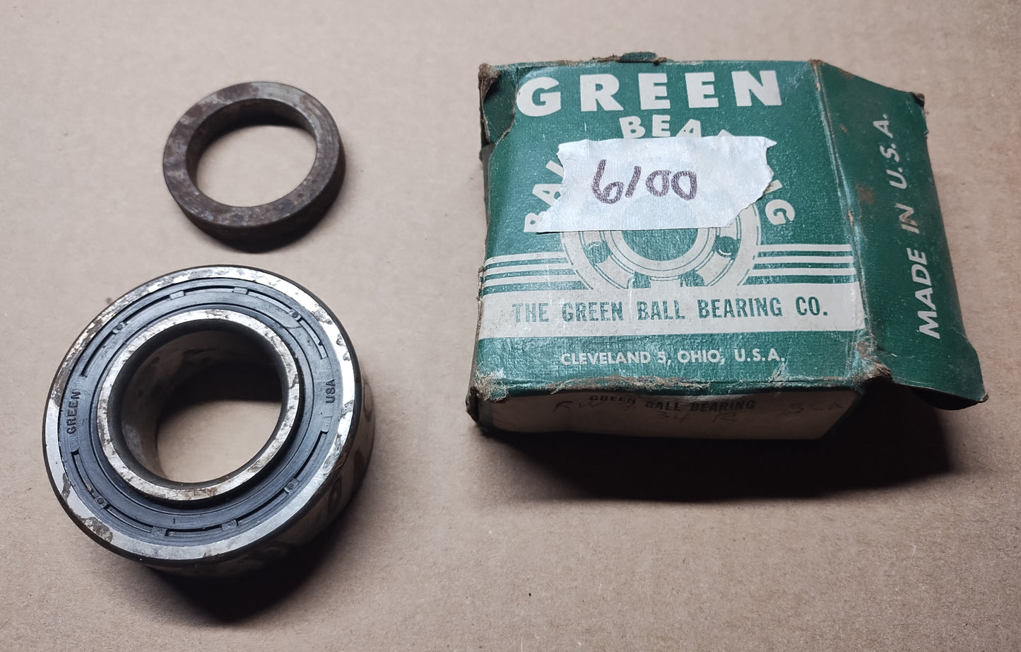 Green ball bearing set RW934R