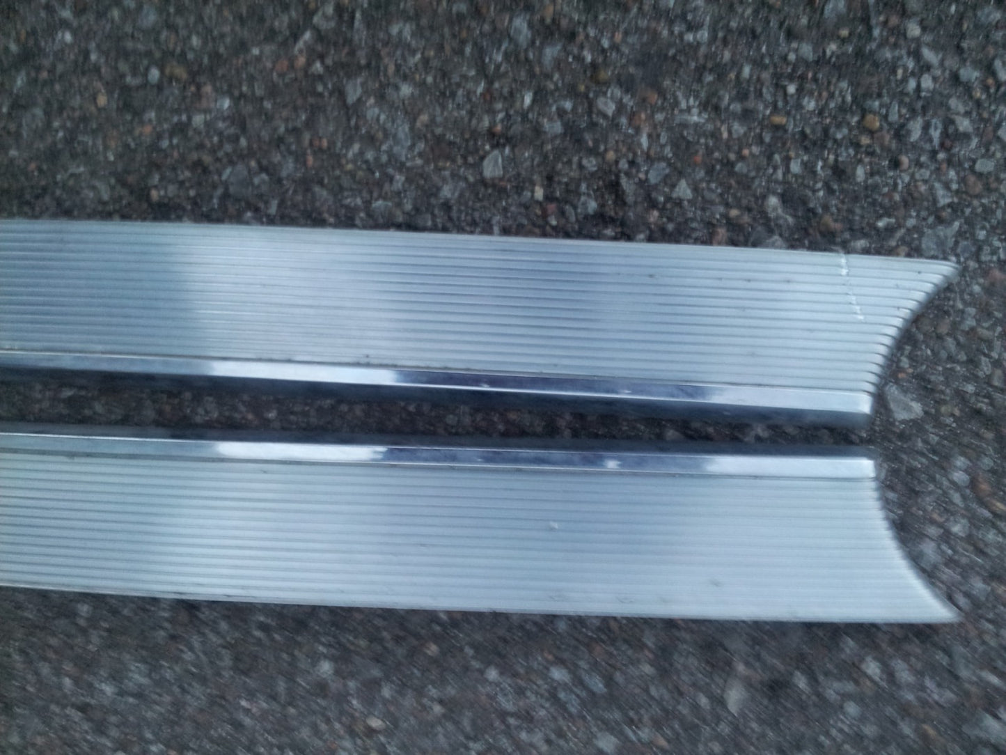 1962 Studebaker Lark rear panel trim