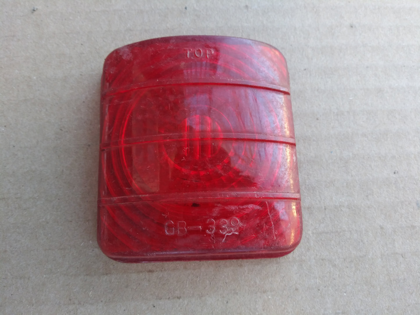 1951-52 Chevrolet taillight lens