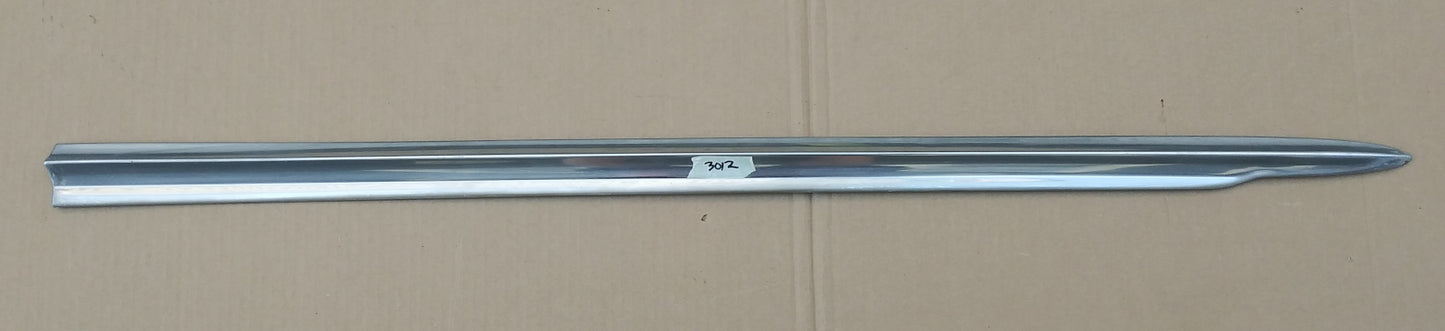 1952 Buick right front fender trim