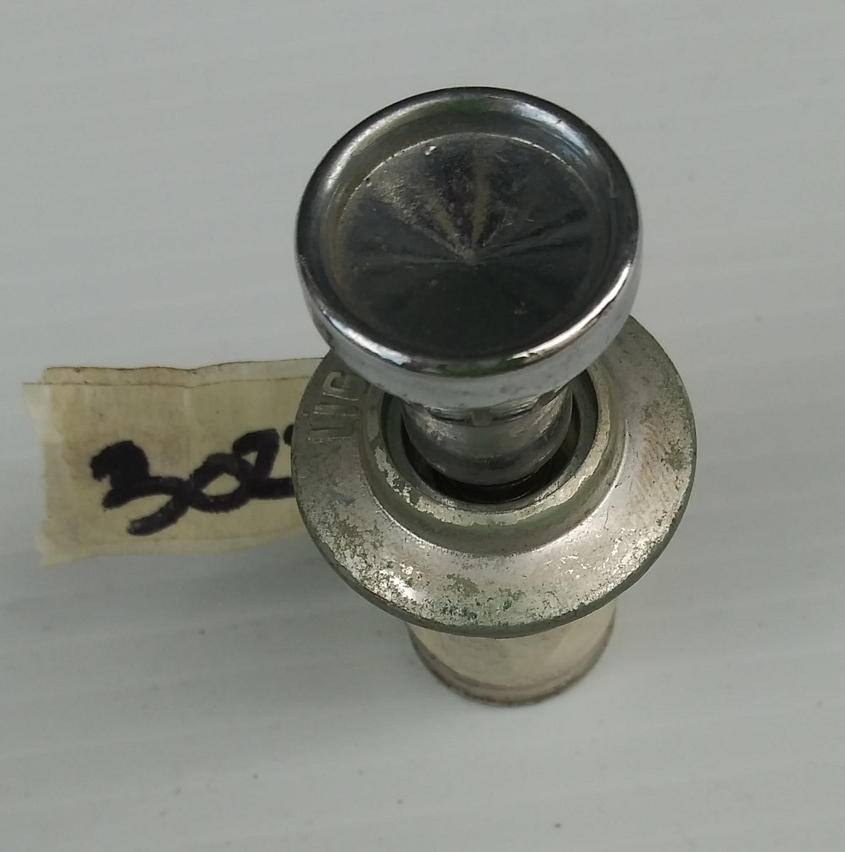 196364 Ford cigarette lighter Berry Island Auto Parts LLC