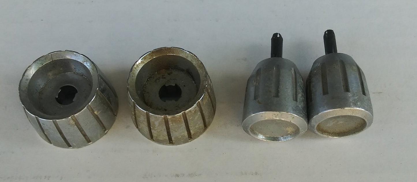 1961-63 Ford Thunderbird AM radio