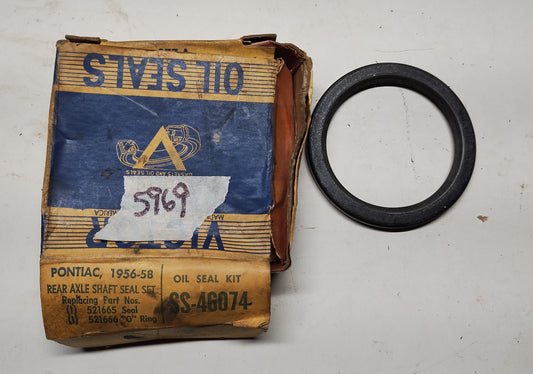 1956-58 Pontiac oil seal