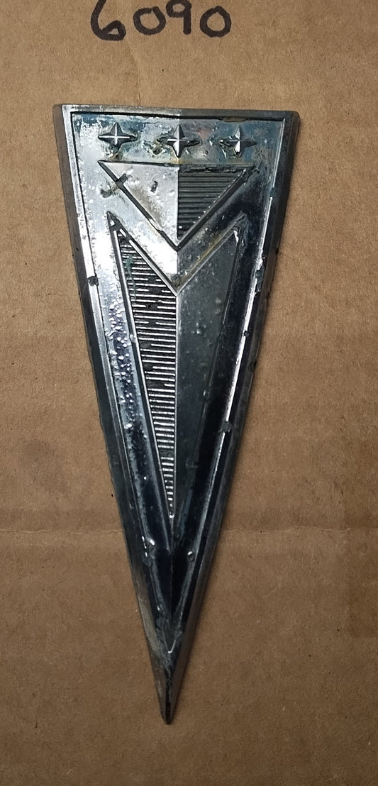 1963 Pontiac Catalina trunk emblem