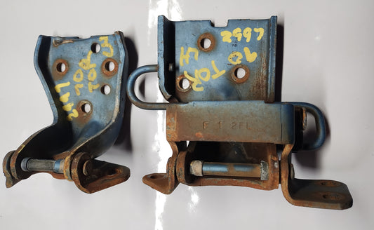 1970-71 Ford Torino door hinges LH