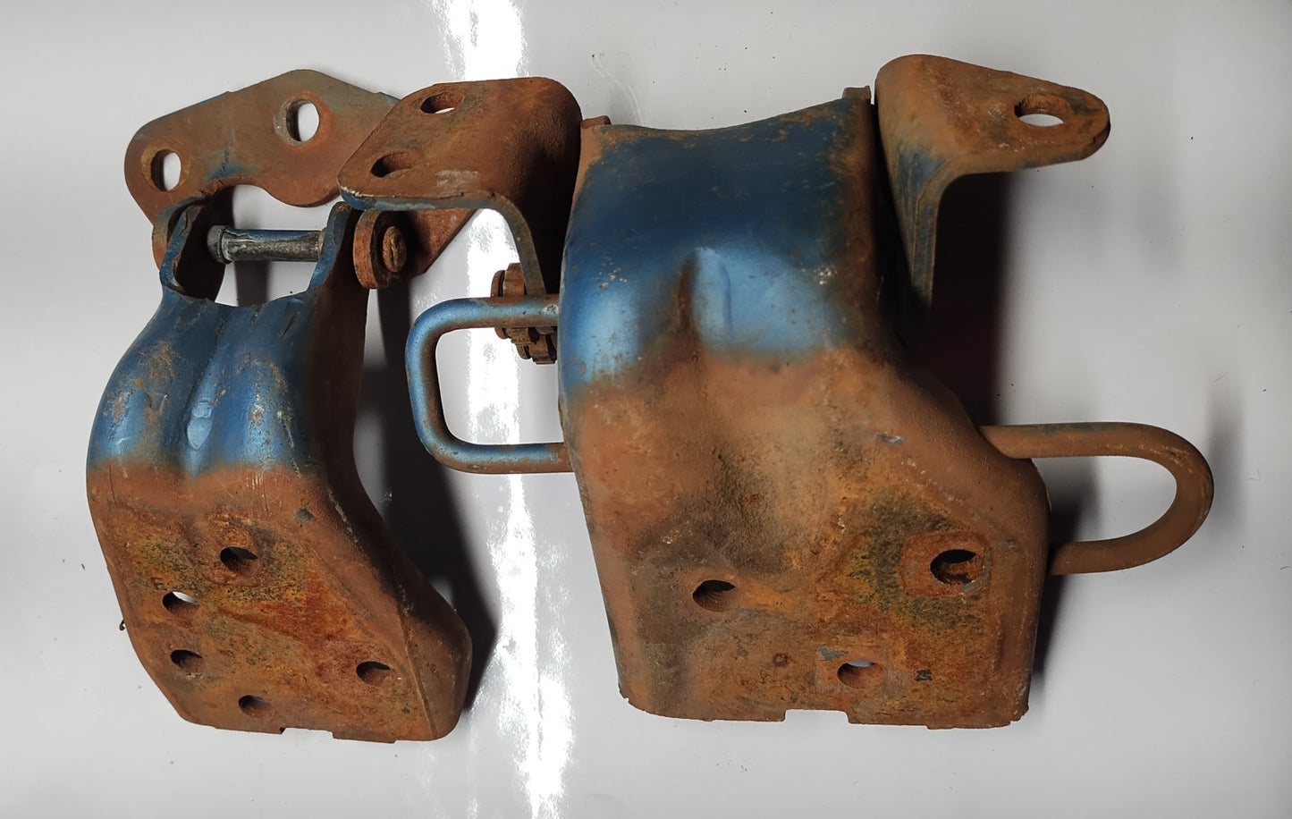 1970-71 Ford Torino door hinges RH