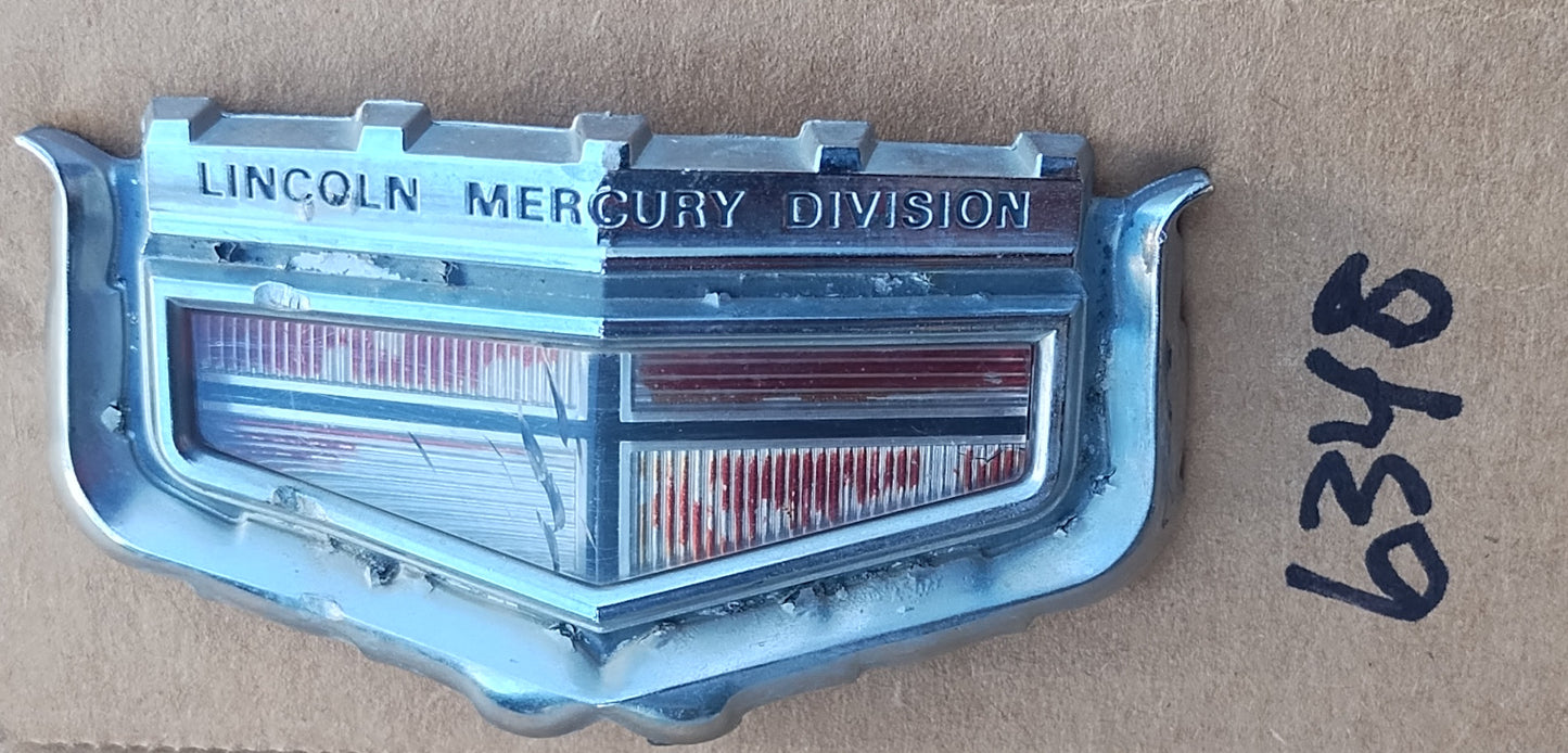 1972 Mercury Montego grille center badge