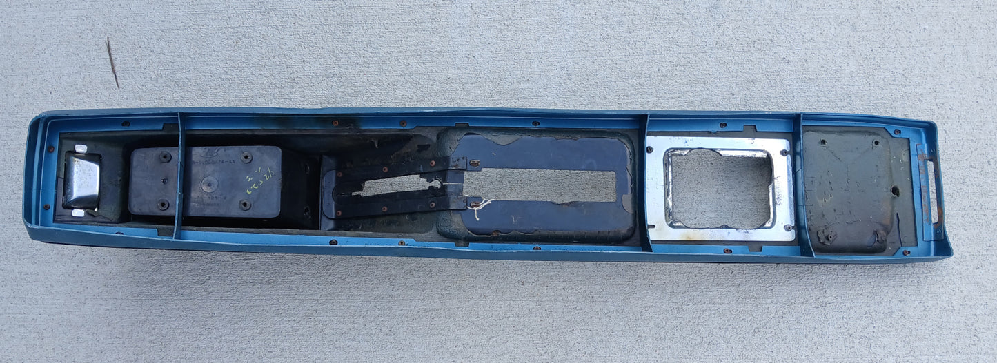 1974 Ford Mustang II Ghia Center Console