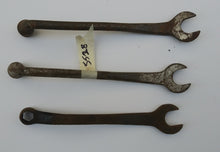 Load image into Gallery viewer, FORD script wrenches lot of 3
