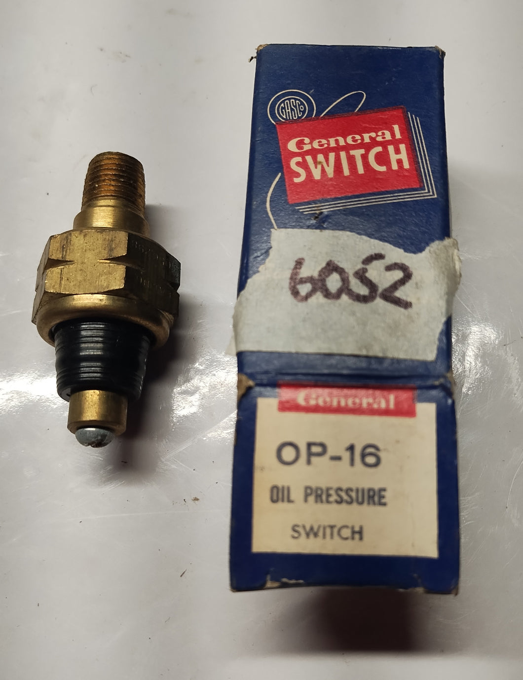 General Switch oil pressure switch