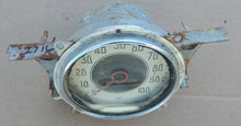 Load image into Gallery viewer, 1940s Vintage AC Spark Plug Co. speedometer
