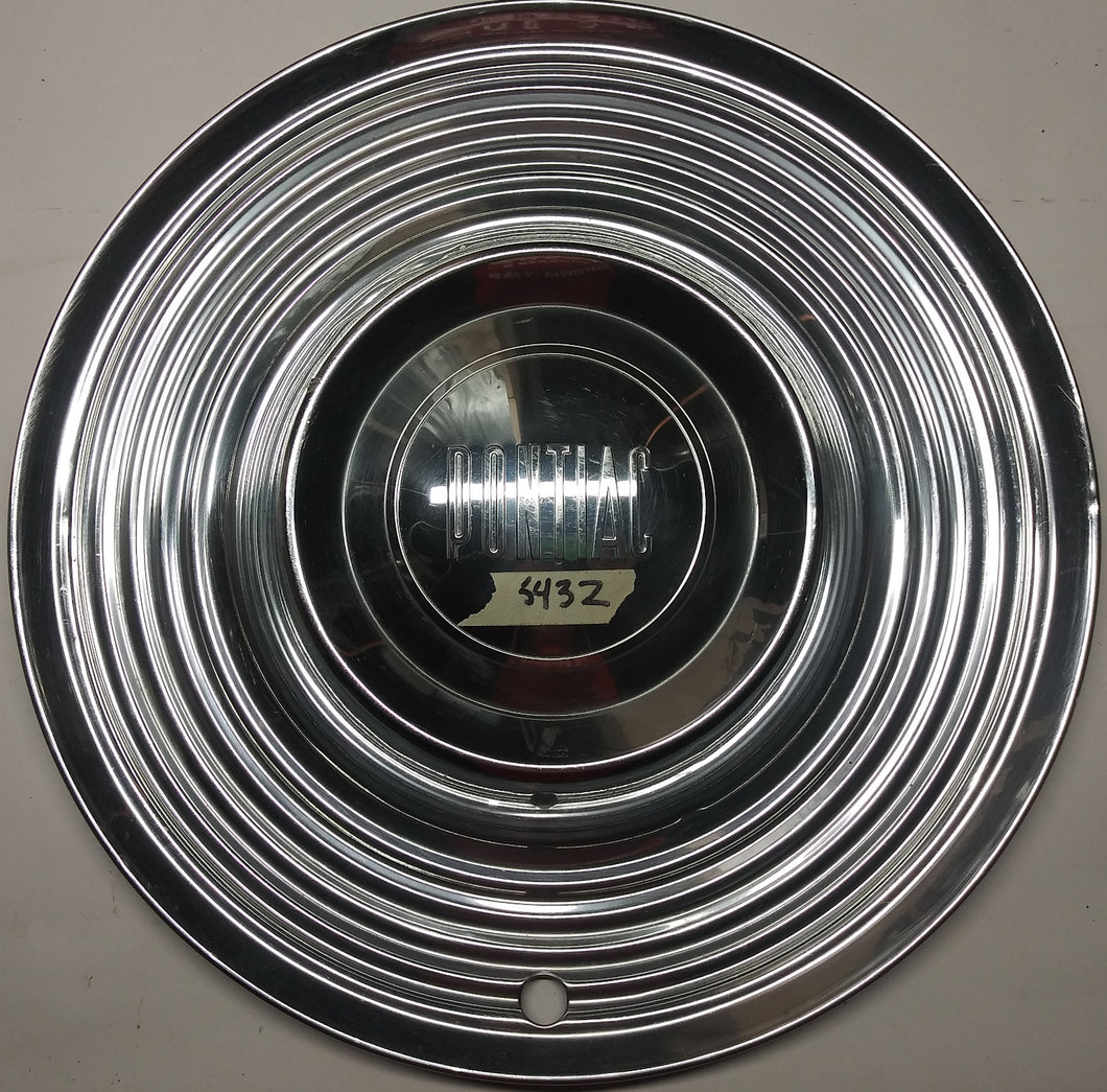 1955 Pontiac wheel cover 15