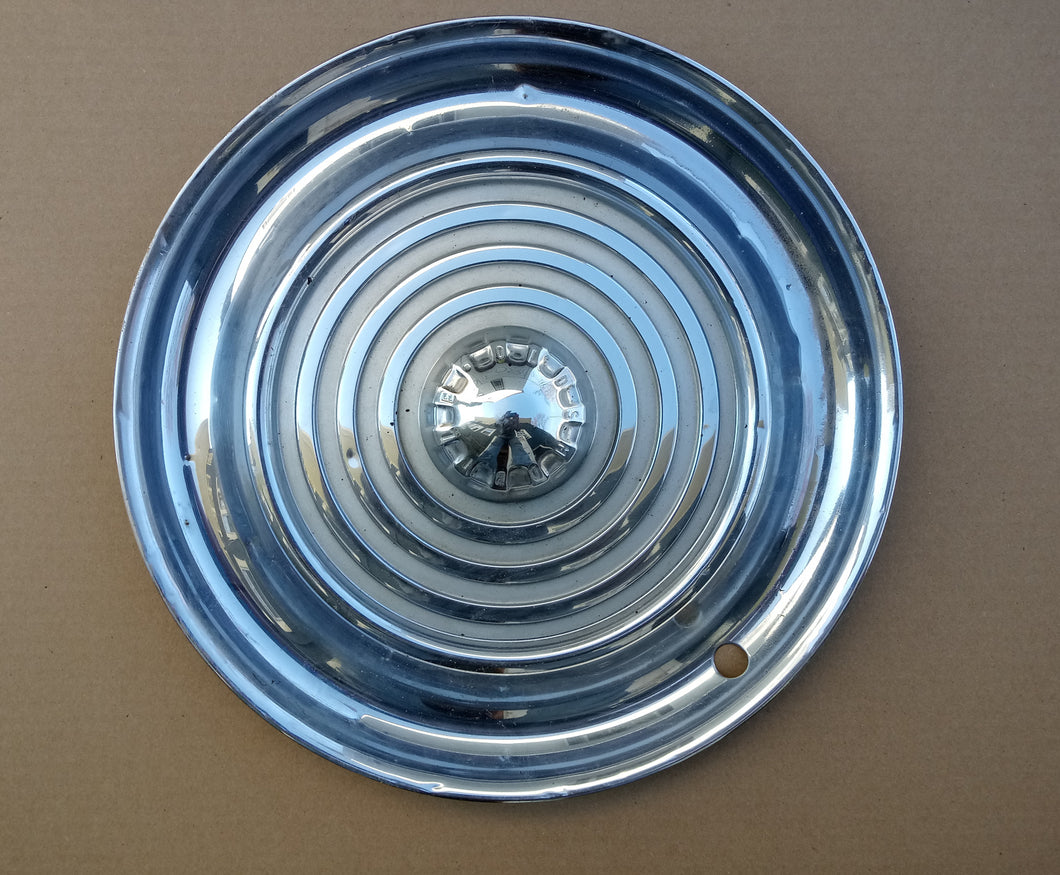 1959 Oldsmobile wheel cover 15