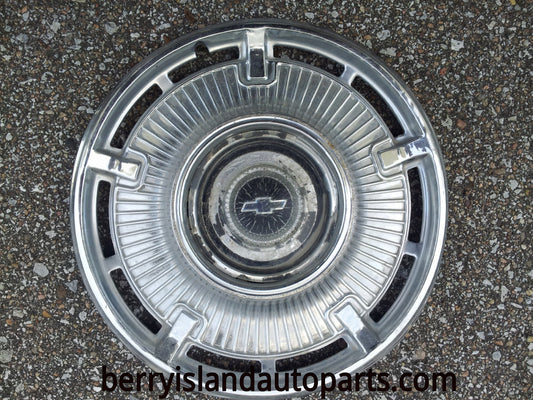 1965 Chevrolet Impala/Malibu wheel cover 14"