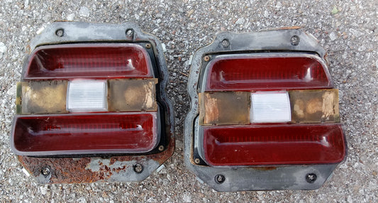 1969 Ford Fairlane taillight assemblies pair