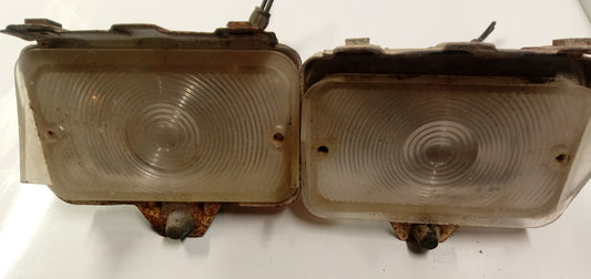 1970 Ford Galaxie Custom LTD Ranch Wagon turn signal assembly pair