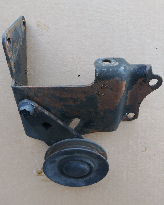 1973 Ford Gran Torino AC bracket