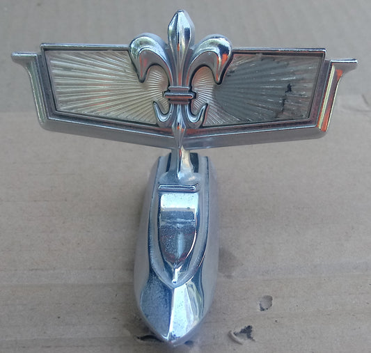 1987 Chevrolet Caprice hood ornament