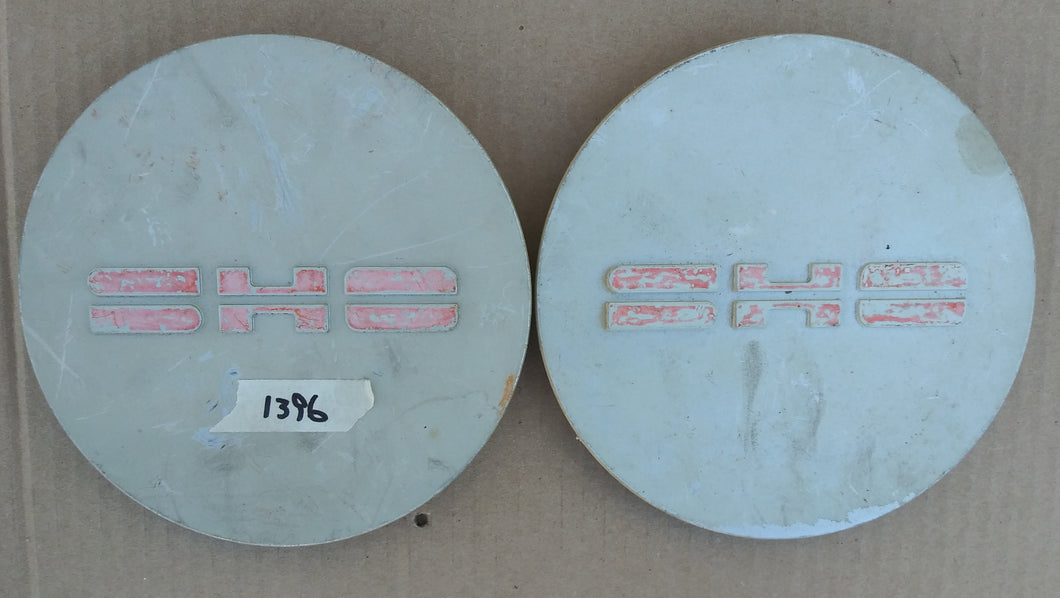 1990-95 Ford SHO caps pair